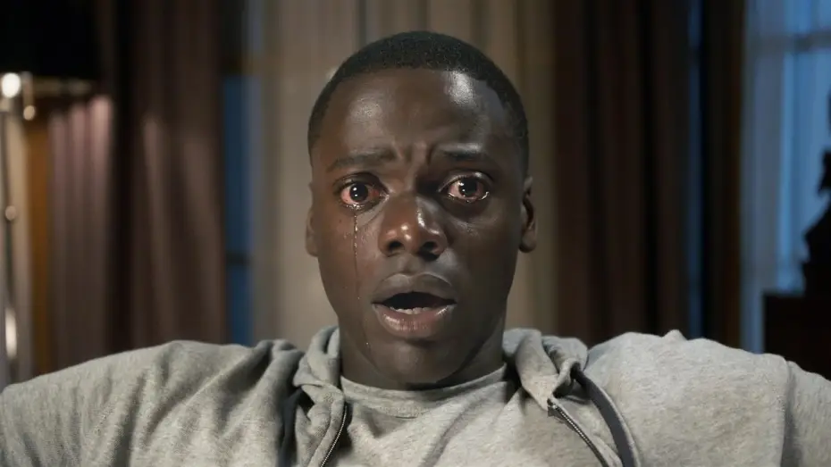 Video for the film Get Out — DÉJAME SALIR – Tráiler HD