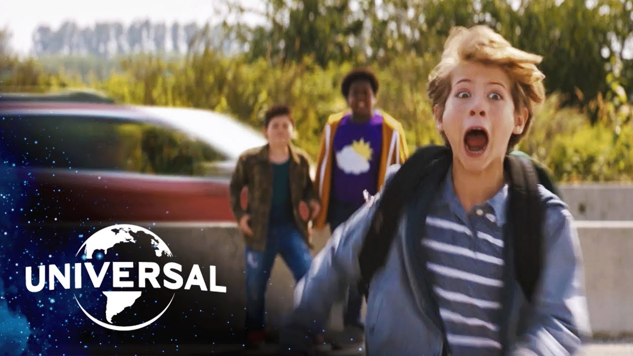 Video for the film Good Boys — Running Through Freeway Traffic