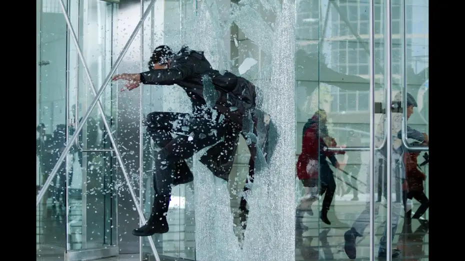 Video for the film Star Trek Into Darkness — Bande-annonce 2 VF