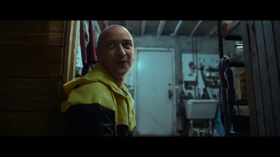 Video for the film Split — Official Spot