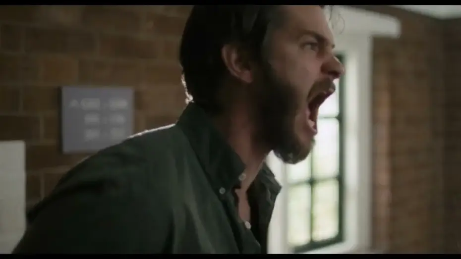 Video for the film After the Hunt — Andrew Garfield es Hank.