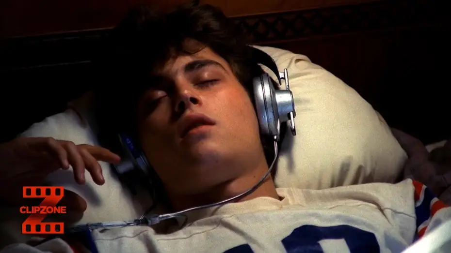 Video for the film A Nightmare on Elm Street — Johnny Depp Meets Freddy Krueger..