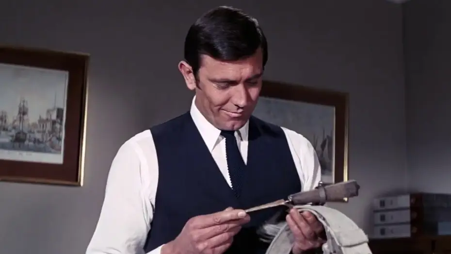 Video for the film On Her Majesty's Secret Service — 007 resigns from MI6