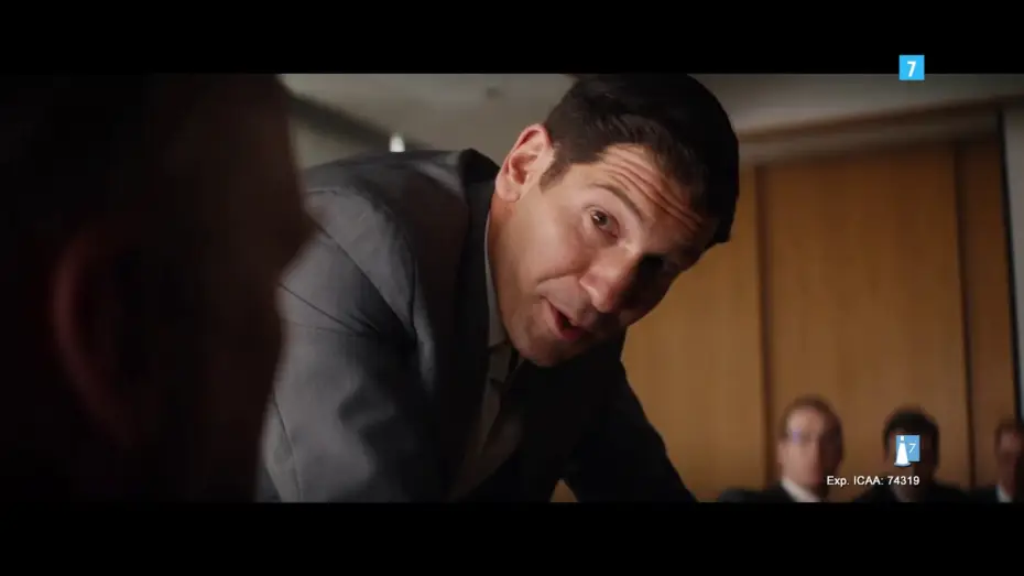 Video for the film Ford v Ferrari — Clip en español "Pensar como Ferrari"