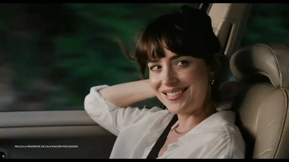 Video for the film Materialists — El triángulo amoroso con más química