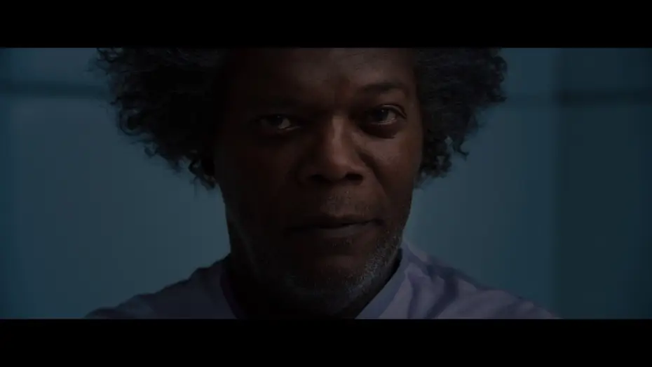 Video for the film Glass — Glass - Trailer Deutsch HD