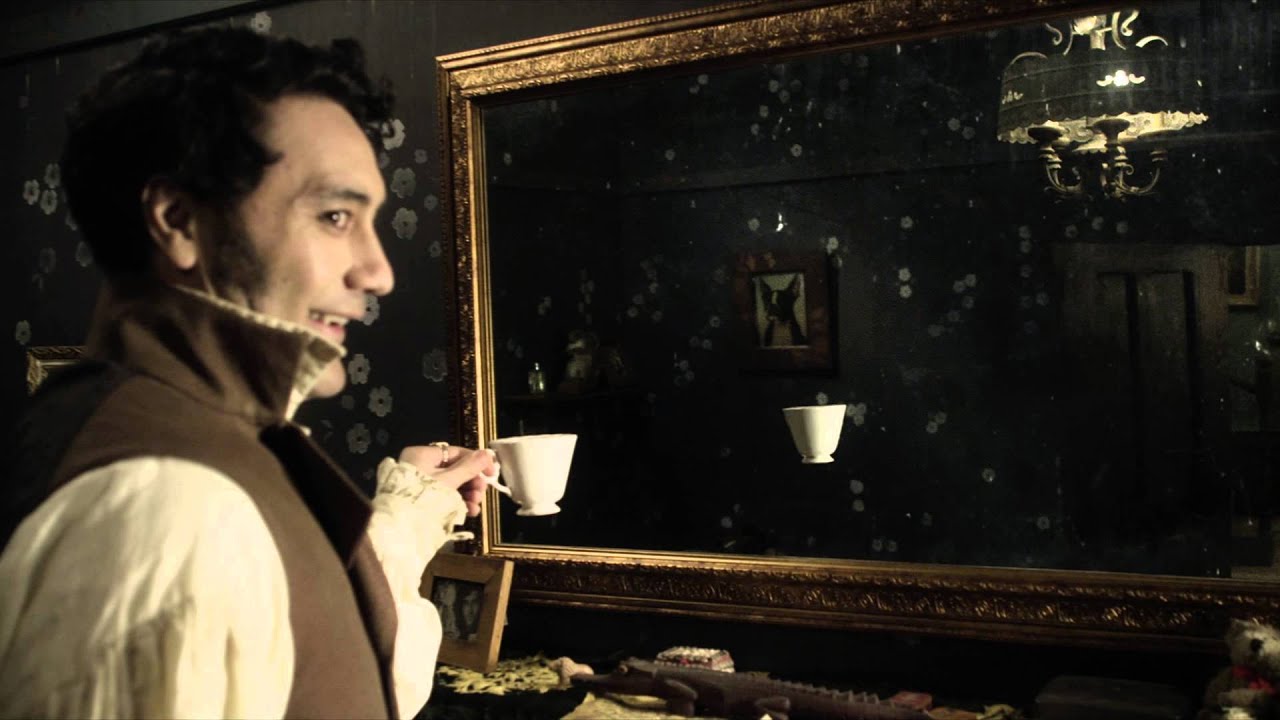 Video for the film What We Do in the Shadows — Реальные упыри - Trailer