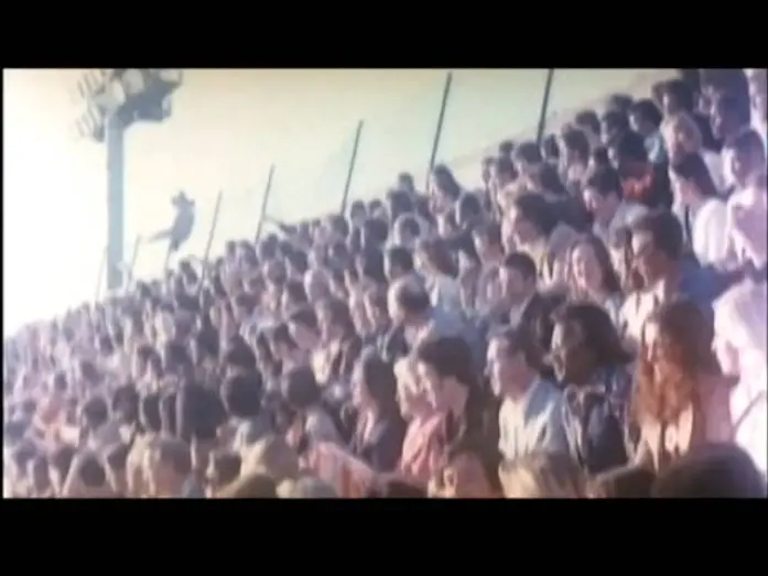 Video for the film Two-Minute Warning — Two-Minute Warning Super 8 Digest Film Pânico na Multidão