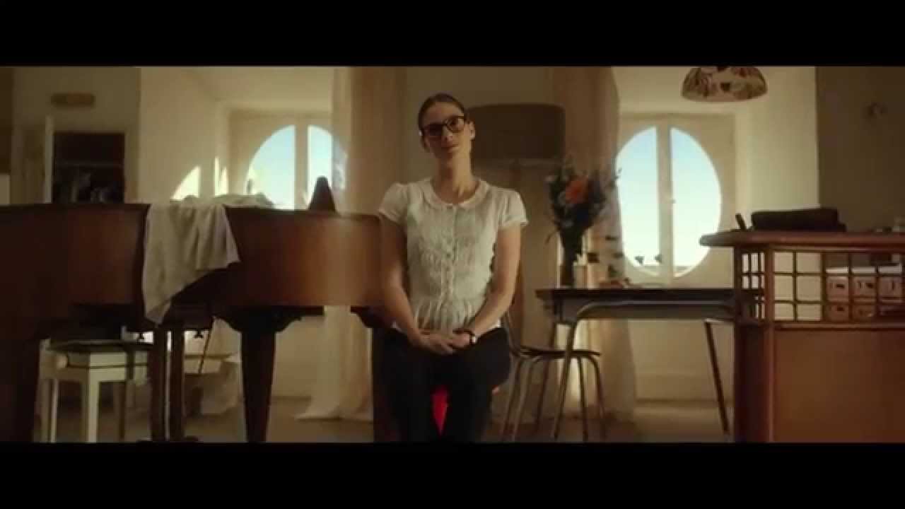 Video for the film Blind Date — Blind Date / Un peu, beaucoup, aveuglément (2015) - T [...]