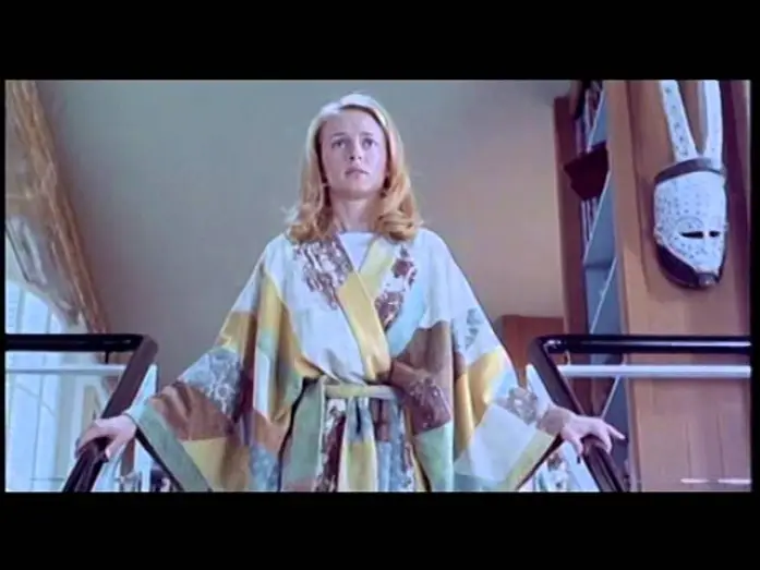 Video for the film Killing Me Softly — Suavemente me mata (2002): Trailer español