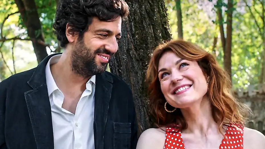 Video for the film Double foyer — DOUBLE FOYER Bande Annonce (2024) Max Boublil, Emilie Dequenne
