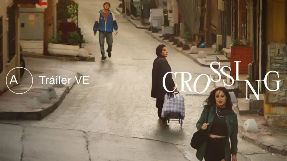 Video for the film Crossing — Crossing | Tráiler español VE | Avalon