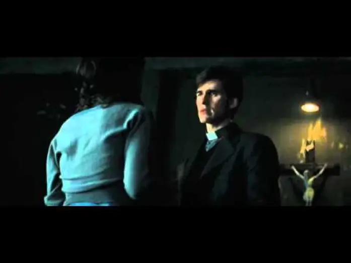 Video for the film The Rite — EL RITO - Primer trailer subtitulado al español