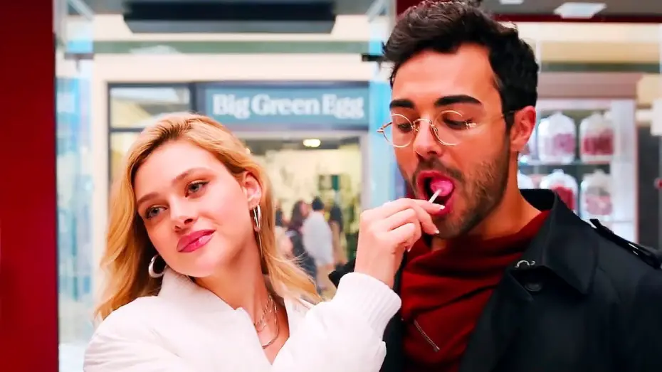 Video for the film Holidate — Пара на праздники — Русский трейлер (2020)