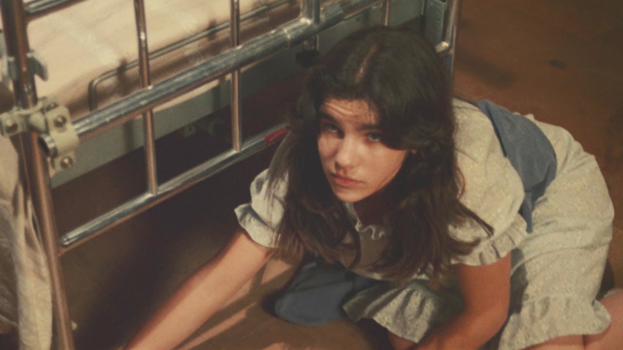 Video for the film Absurd — Absurd (1981) ORIGINAL TRAILER [HD]