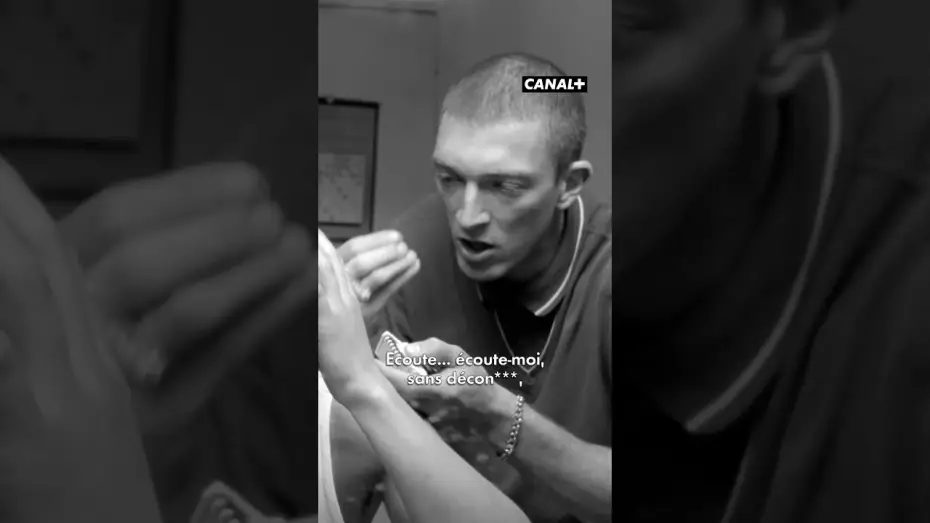 Video for the film La Haine — Son pote lui rase le crâne sans faire exprès 🤣