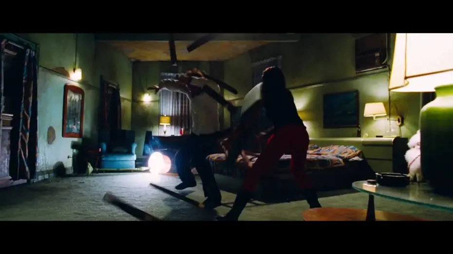 Video for the film The Losers — Trailer
