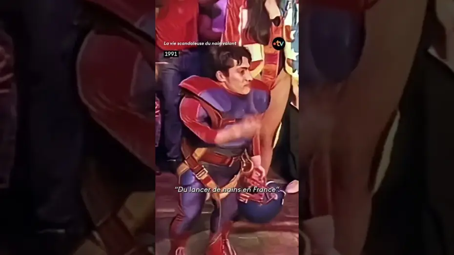 Video for the film La Vie scandaleuse du Nain volant — Son show de "lancer de nains" a fait scandale