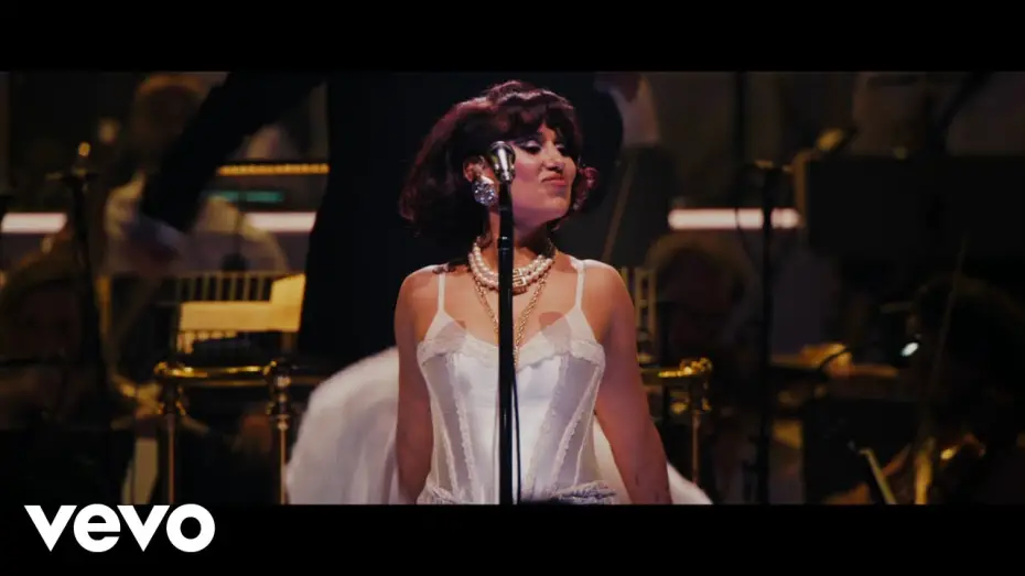 Video for the film Raye - My 21st Century Blues Symphony (Live at The Royal Albert Hall) — RAYE - Oscar Winning Tears. (Live at the Royal Albert Hall)