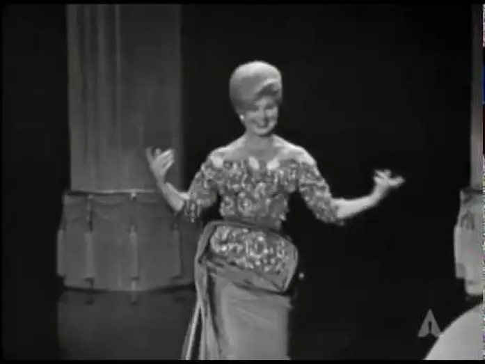 Video for the film Lawrence of Arabia — Ginger Rogers presents Music Oscars® to "Lawrence of Arabia" and "The Music Man"
