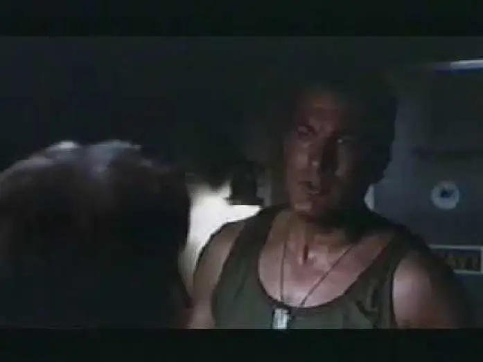 Video for the film Under Siege — Alerta maxima (Trailer castellano)