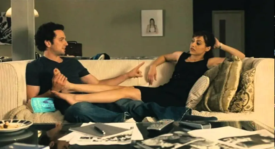 Video for the film Love and Other Disasters — Любовь и другие катастрофы - Trailer