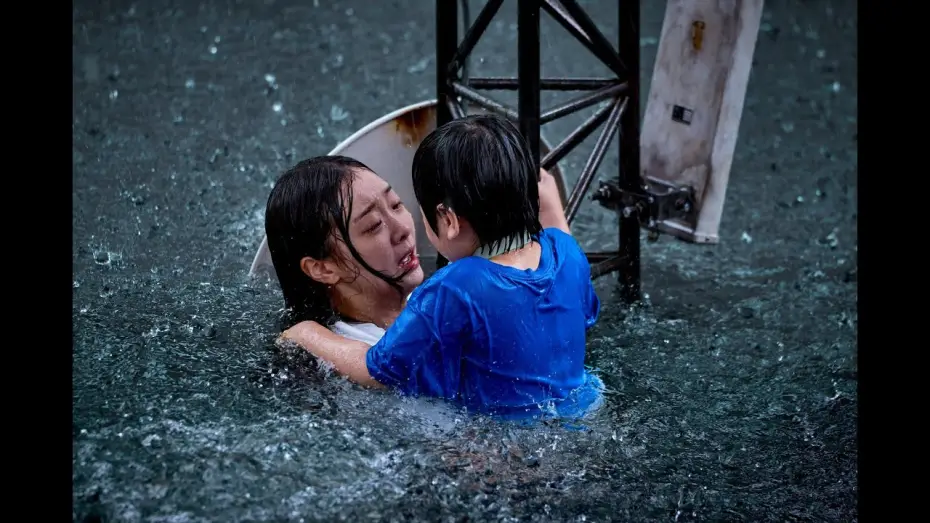 Video for the film The Great Flood — Submersion (The Great Flood / 대홍수) - Trailer 1 VO