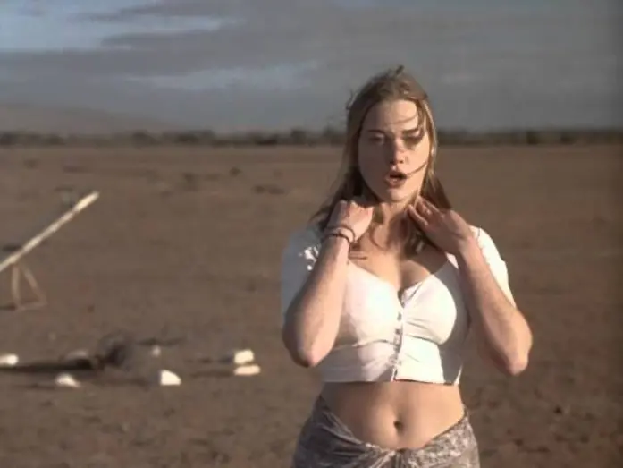 Video for the film Holy Smoke — Holy Smoke - Trailer