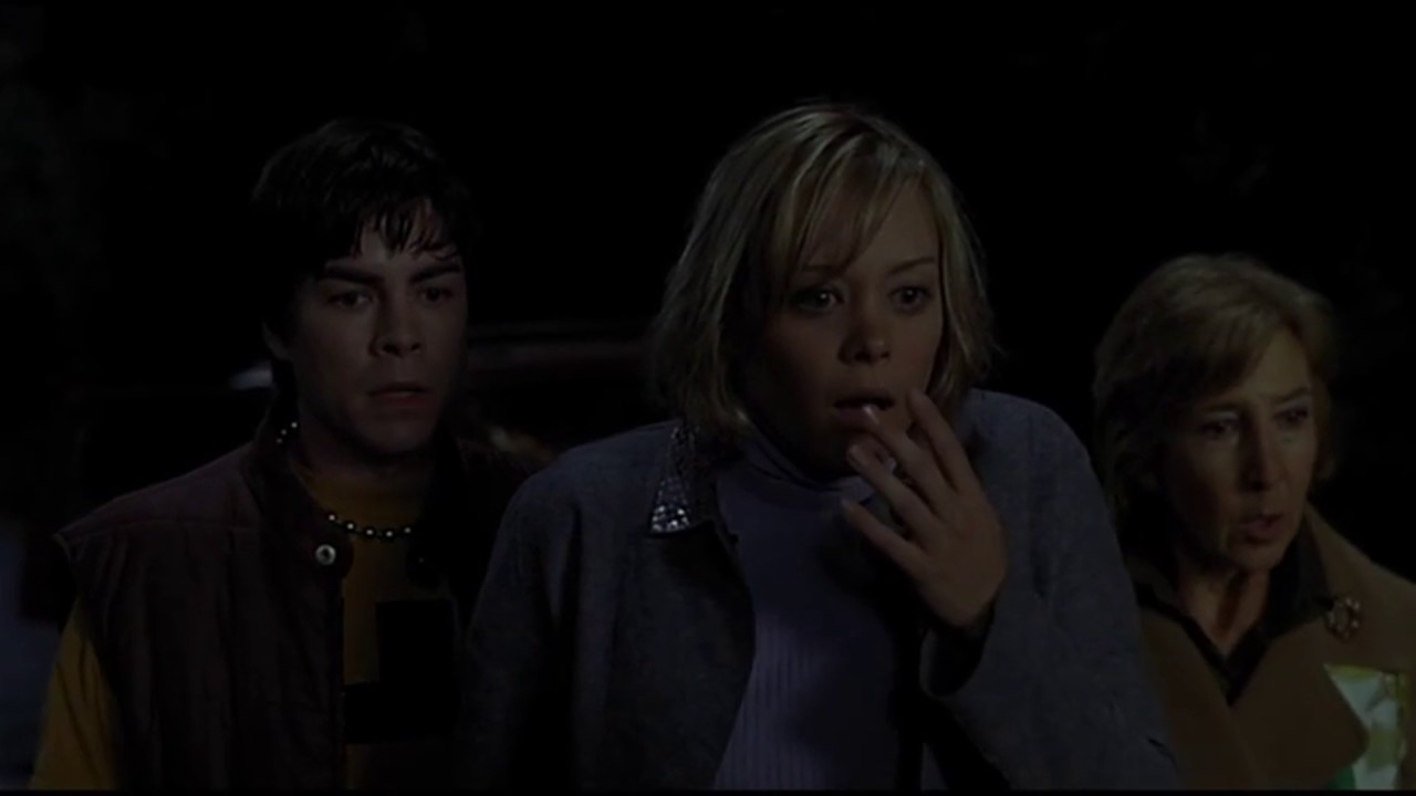 Video for the film Dead End — Dead End (2003) Official Trailer