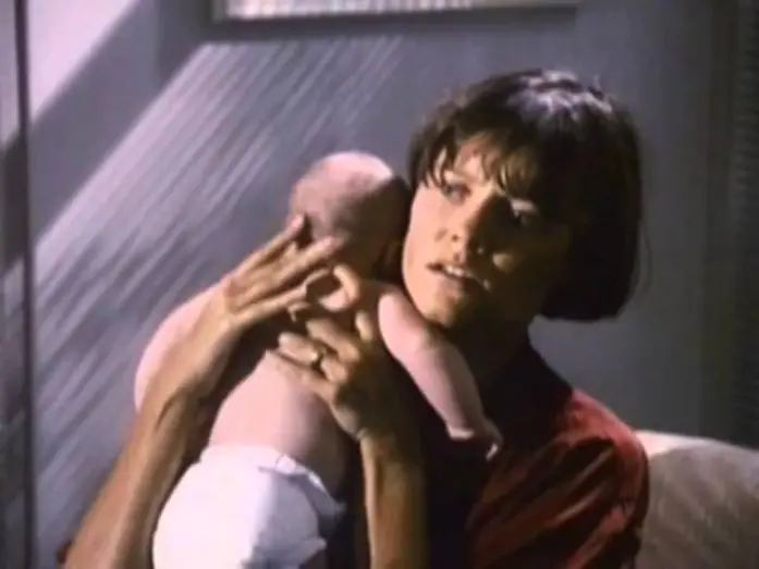 Video for the film The Guardian — The Guardian Trailer 1990