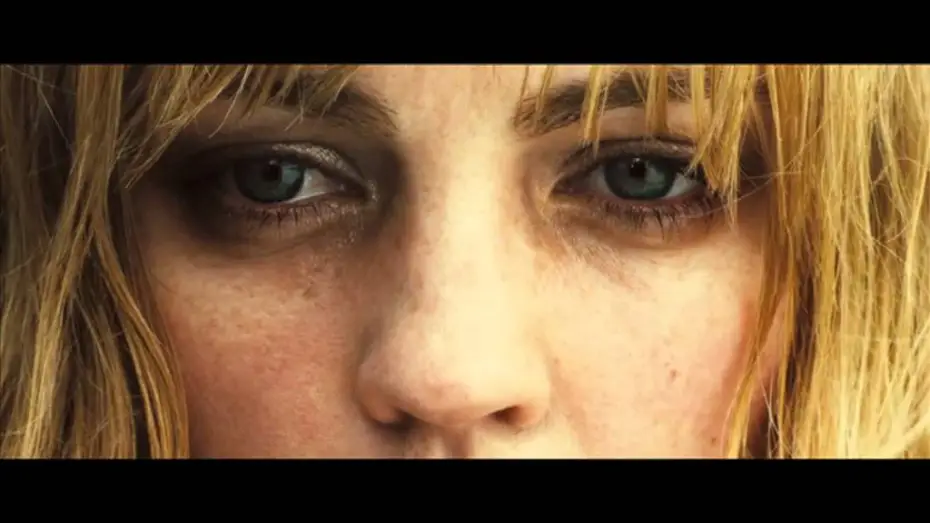 Video for the film Triangle — Bande annonce-Triangle VF