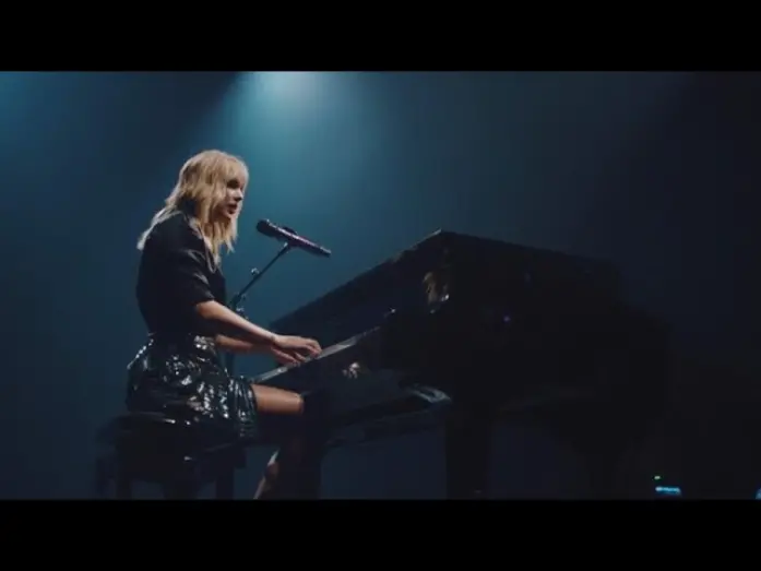 Video for the film Taylor Swift City of Lover Concert — Taylor Swift - Daylight (Live From Paris)