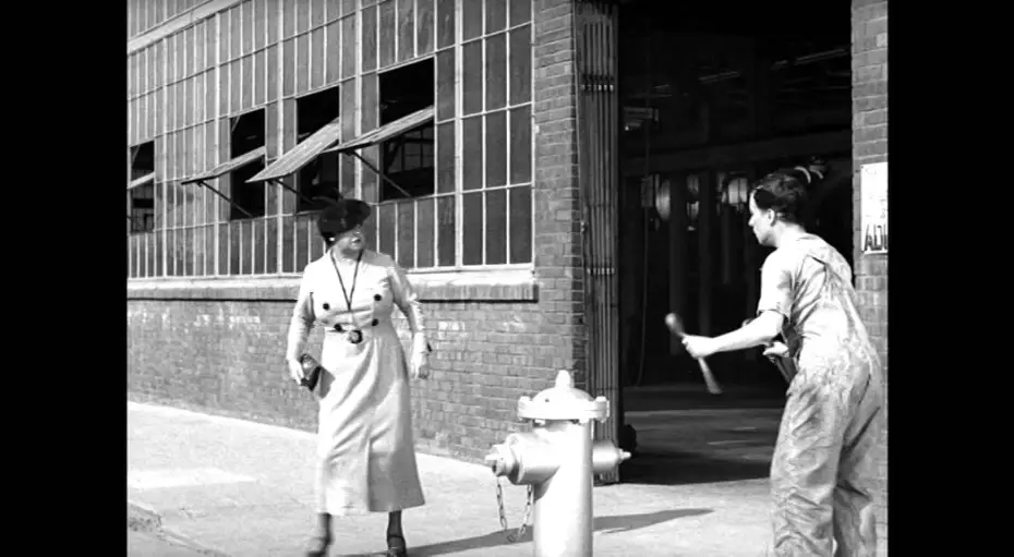 Video for the film Modern Times — MODERN TIMES - TEMPI MODERNI - Trailer (Il Cinema Ritrovato al cinema)
