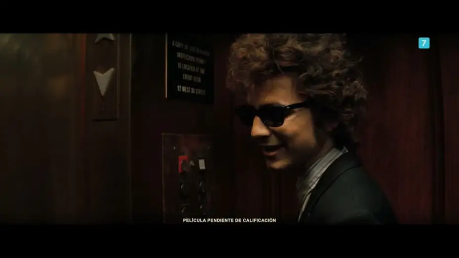 Video for the film A Complete Unknown — Nuevo Tráiler en español