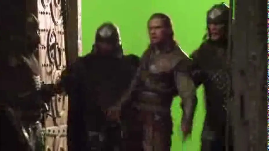 Video for the film Snow White and the Huntsman — Il primo giorno di Chris Hemsworth sul set di Biancaneve e il Cacciatore (sottotitoli in italiano)