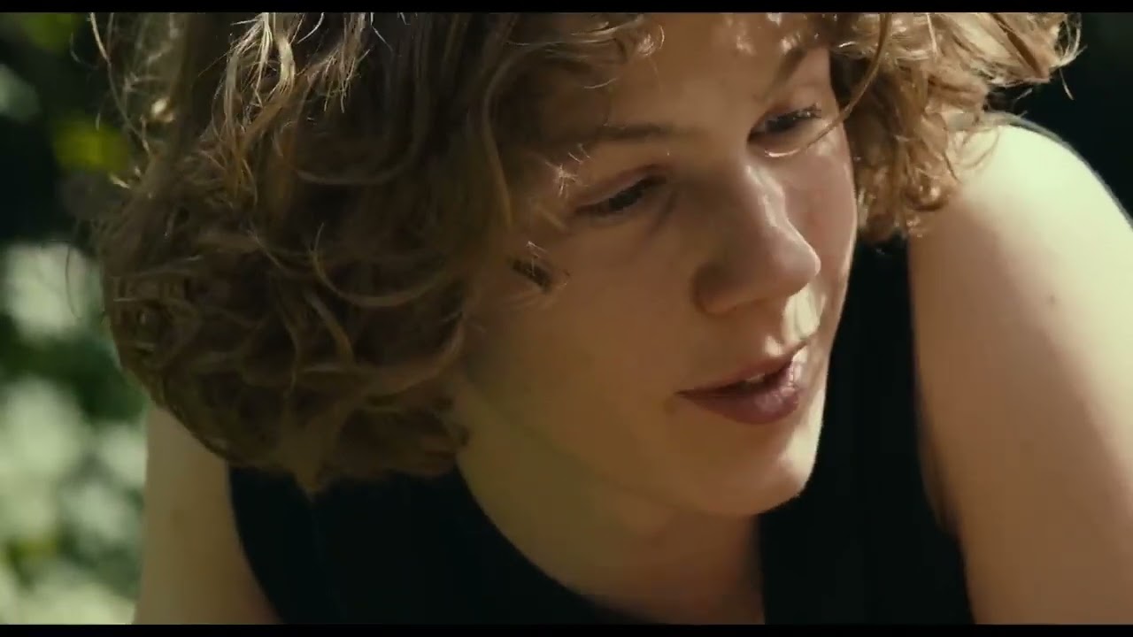 Video for the film Last Summer — Official Trailer [Subtitled]