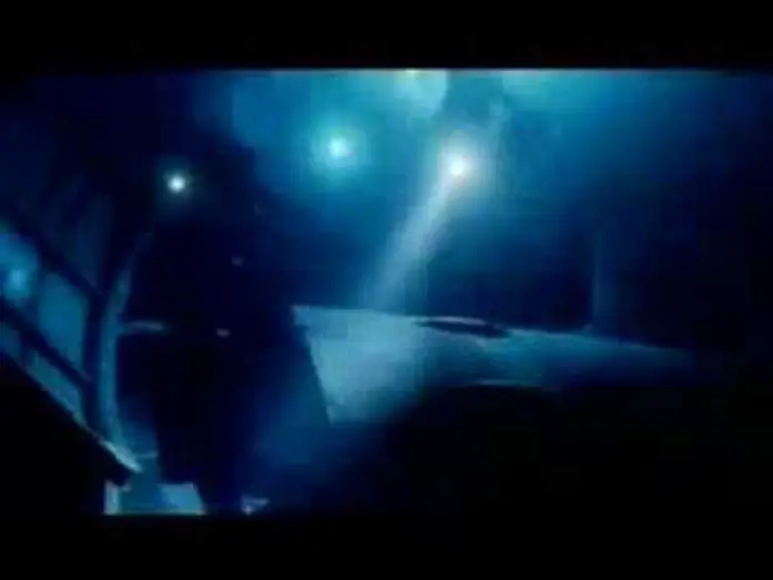 Video for the film Into the Blue — Bleu D'enfer