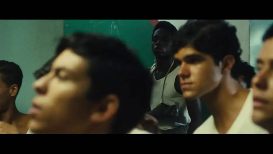 Video for the film Pelé: Birth of a Legend — PELÉ - Extrait "Débuts difficiles" VF