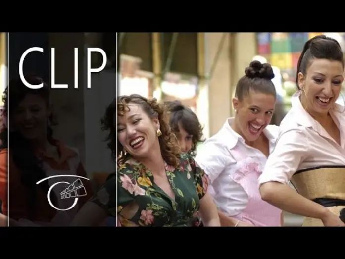 Video for the film 20 Centimeters — 20 centímetros - Clip