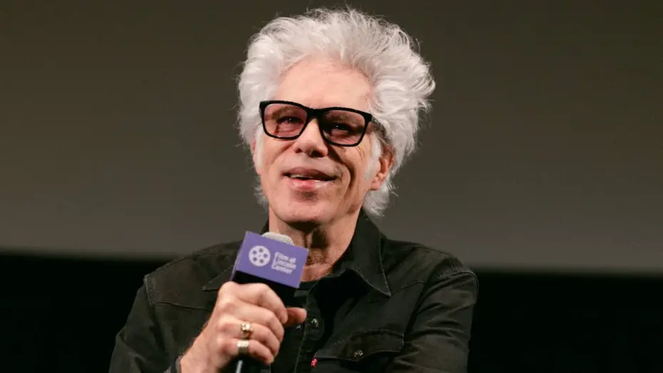 Video for the film Father Mother Sister Brother — Jim Jarmusch on Father Mother Sister Brother