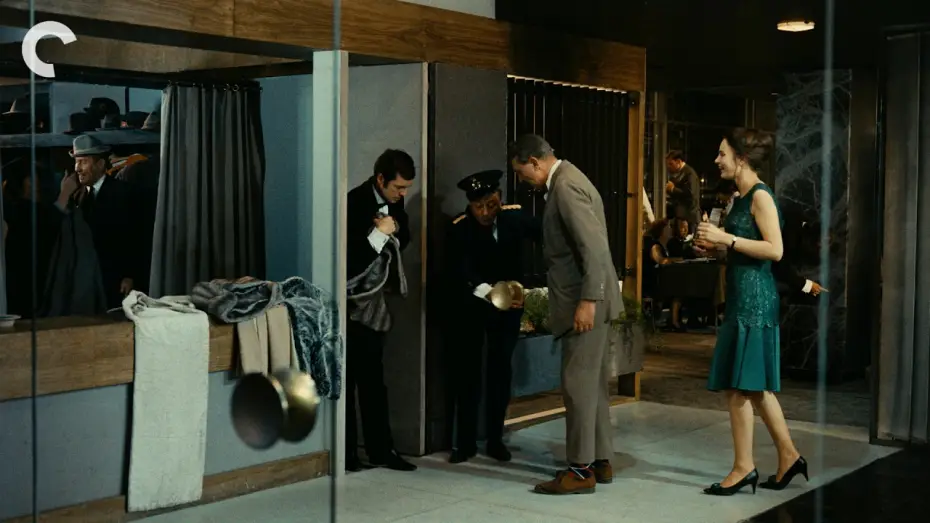Video for the film PlayTime — PLAYTIME: How Jacques Tati Develops a Single Gag