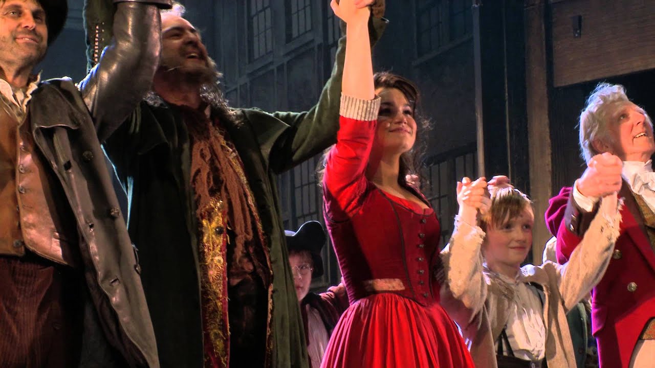 Video for the film Les Misérables — Featurette: "OTS: Samantha Barks wins role of Eponine"