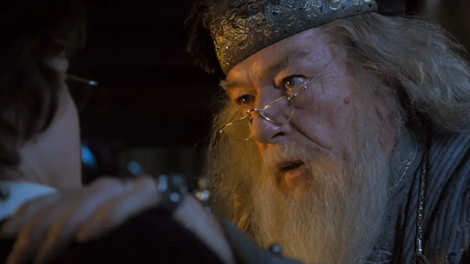 Video for the film Harry Potter and the Goblet of Fire — 'Did you put your name in the Goblet of Fire?' - Full Scene