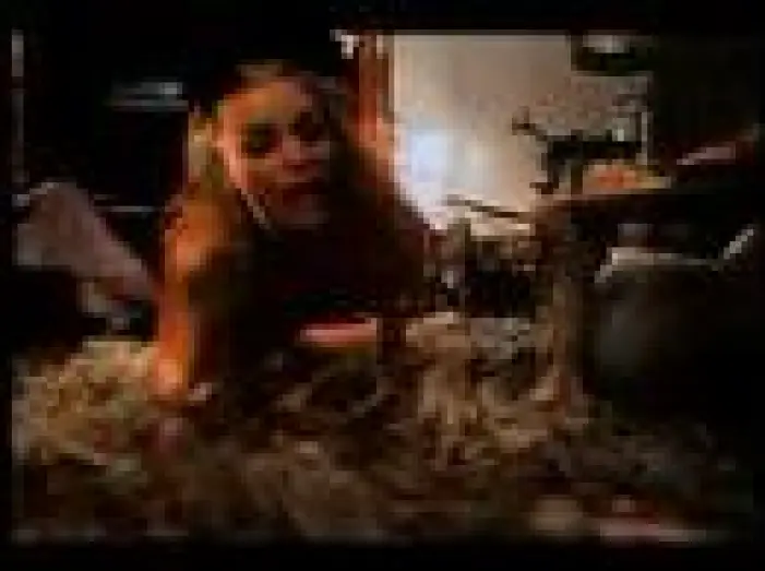 Video for the film The Texas Chain Saw Massacre — Official Trailer 2