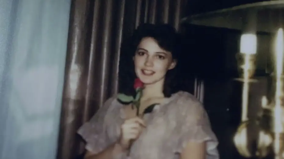 Video for the film Look Away — Sky Originals documentary - Look Away -Trailer Aug 2021
