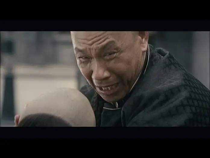 Video for the film Bodyguards and Assassins — Trailer - Guardaespaldas y asesinos (2009)🇭🇰🇨🇳