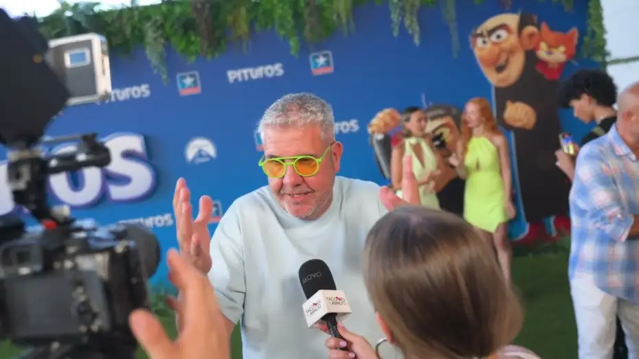 Video for the film The Smurfs Musical — Premiere Madrid