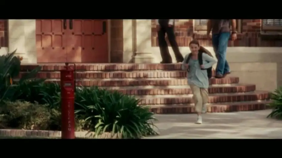 Video for the film My Sister's Keeper — La decisión de Anne - Trailer Español HD