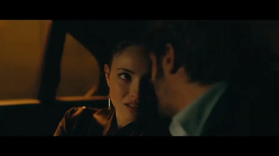 Video for the film Ask Me What You Want — “Soy una caja de sorpresas, Sr. Zimmerman”