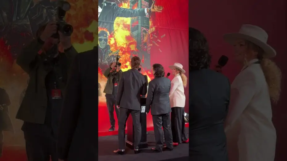 Video for the film The Running Man — Billion Dollars UK Premiere